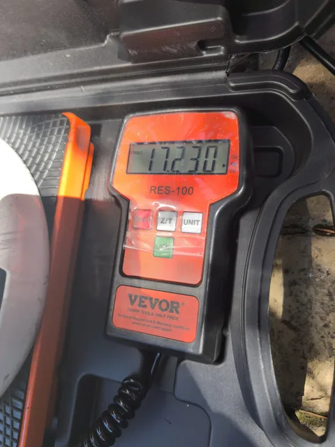 Mando de báscula para refrigerante
