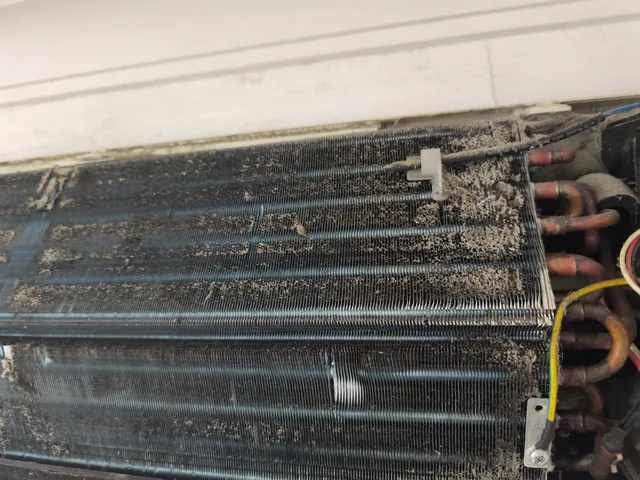Intercambiador sucio de aire acondicionado